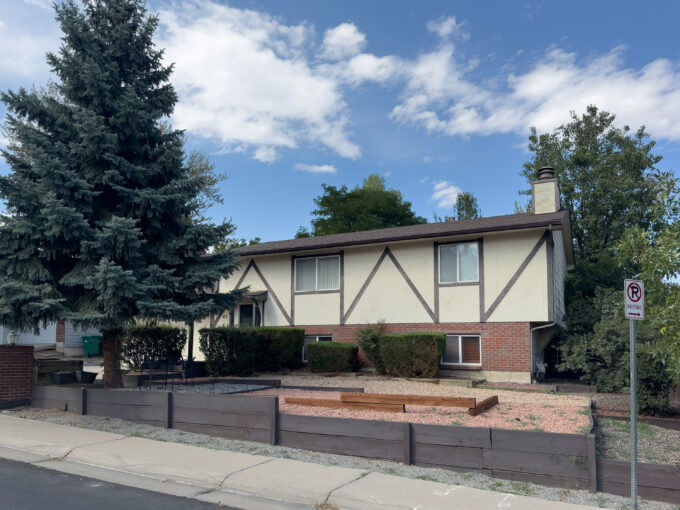 65 Yank Way, Lakewood, CO