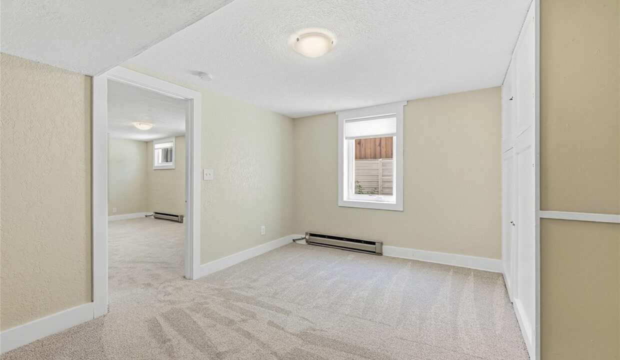 Bedroom 3-02
