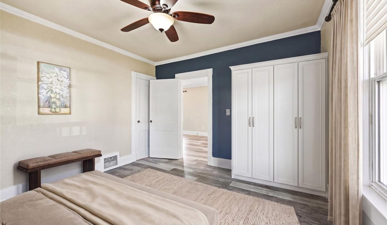 Bedroom Primary-02