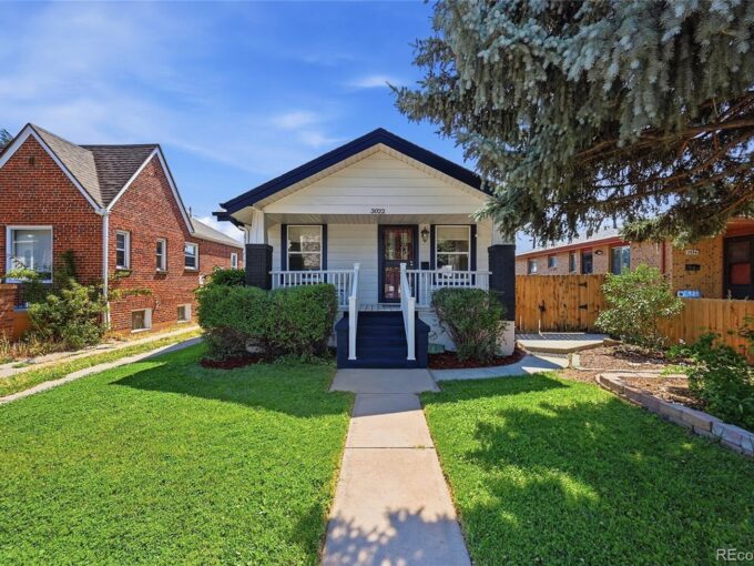 3022 S Acoma St, Englewood, CO 80110