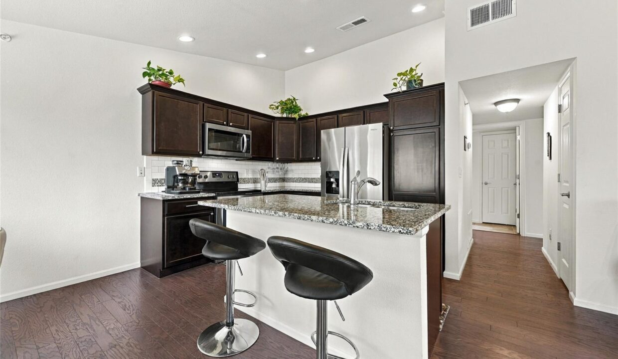 Kitchen 04