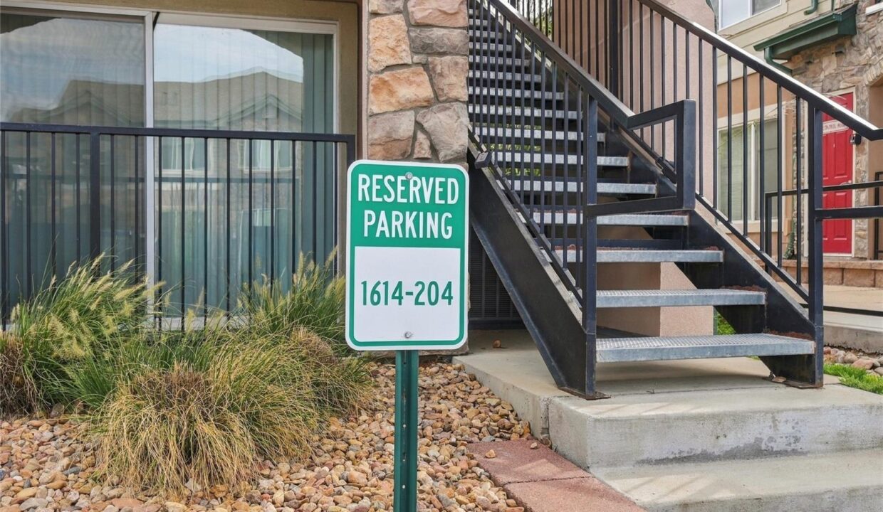 Parking Space 01