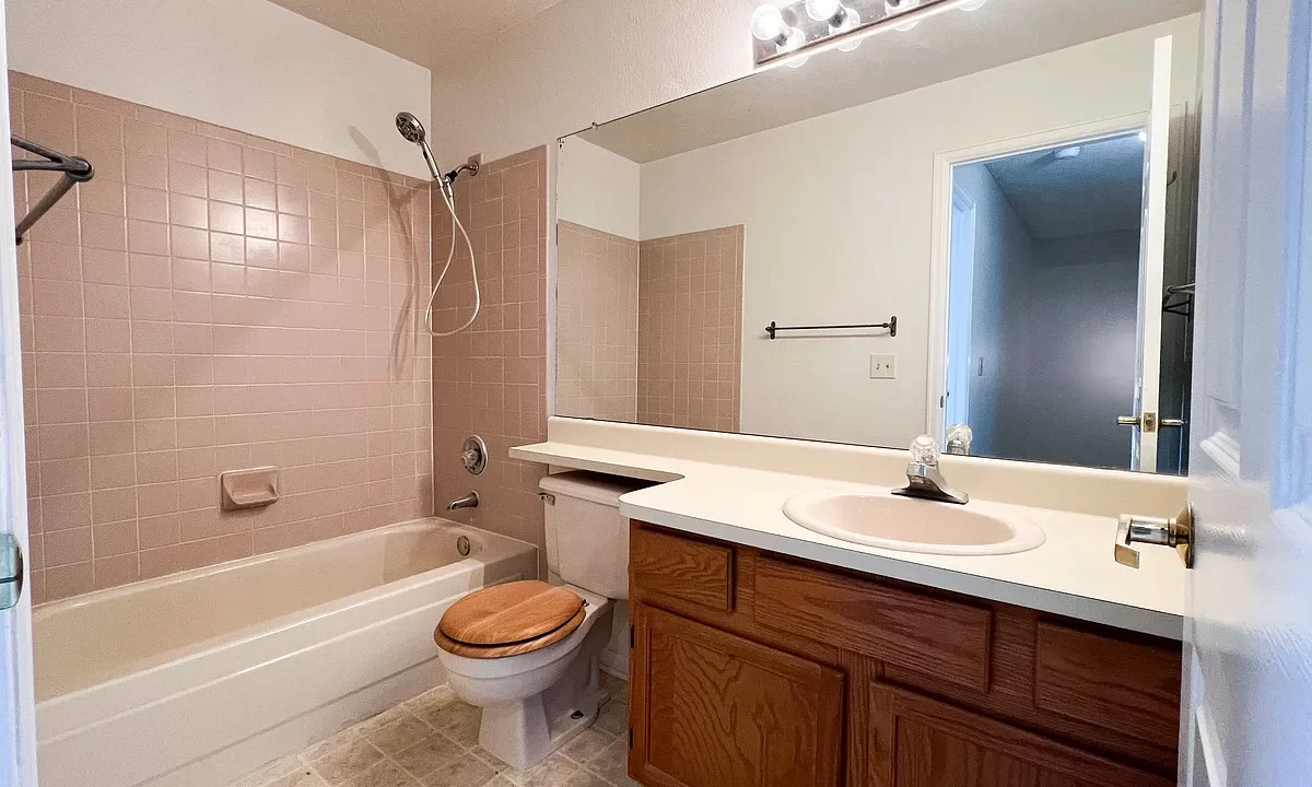 Bathroom1_01