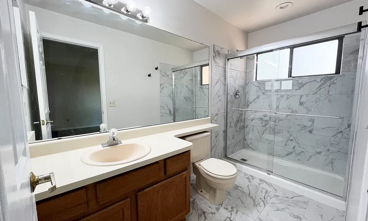 Bathroom2_01