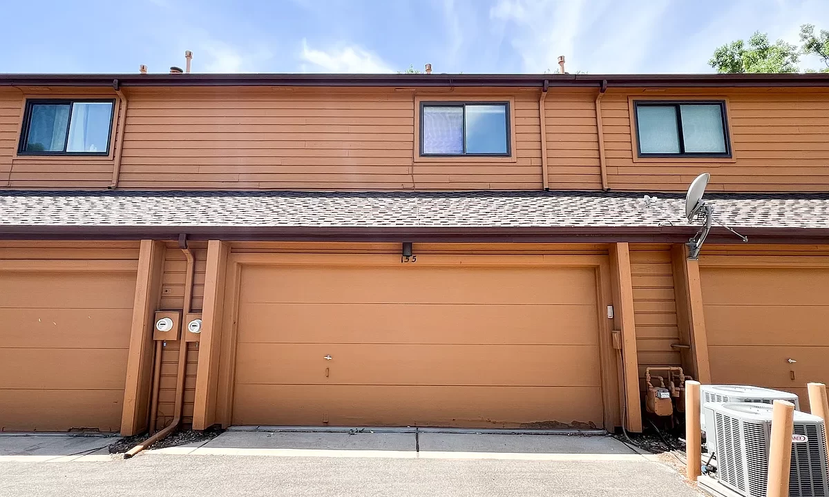 Exterior_01