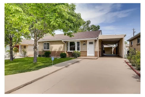 3258 Holly St, Denver, CO - 5 Bed / 2 Bath House